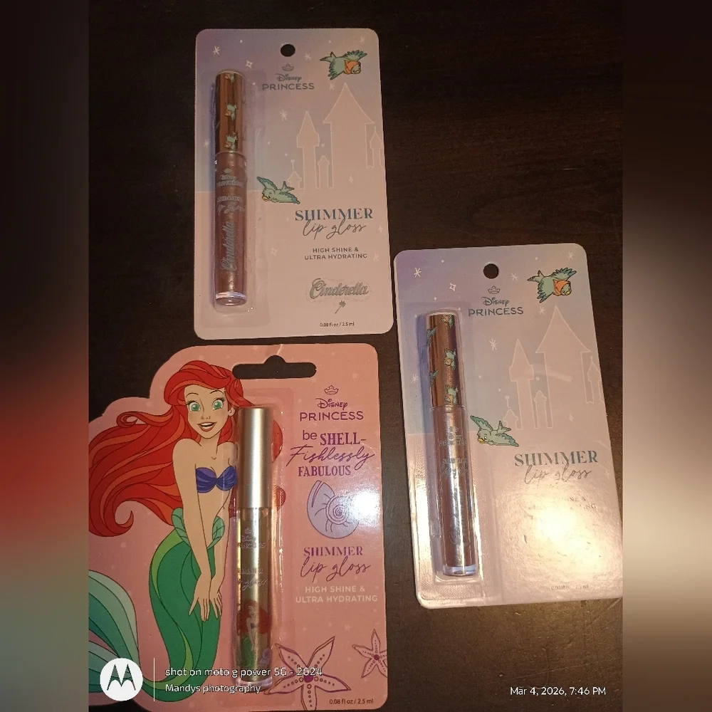 Disney Princess Shimmer Lip Gloss Set.Of 3 Pink and Gold Ariel Cinderella